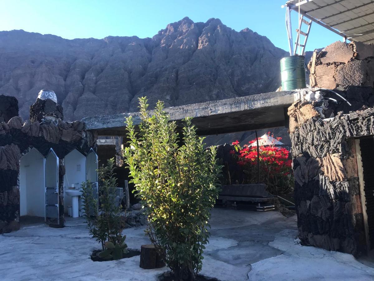 Pensao Repouso Alegre Turismo E Aventura Bed & Breakfast Portela Екстериор снимка